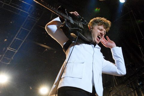 The-Hives-2