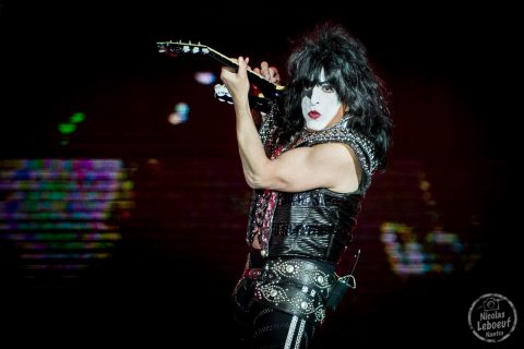 Kiss