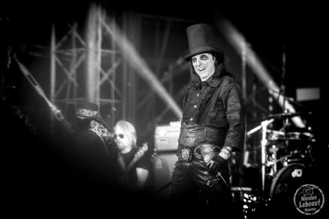Il s'agit du concert de Hollywood Vampires avec  Alice Cooper, Johnny Depp, and Joe Perry Hellfest 2018
