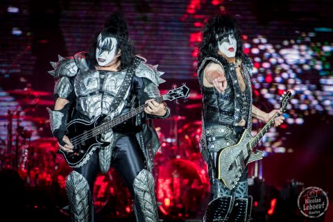 Kiss