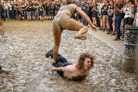 il s'agit de photos d'ambiance et infrastructure du Hellfest 2023 festival métal à Clisson