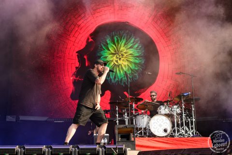 BREAKING-BENJAMIN-2419