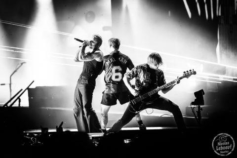 BRING-ME-THE-HORIZON-9929
