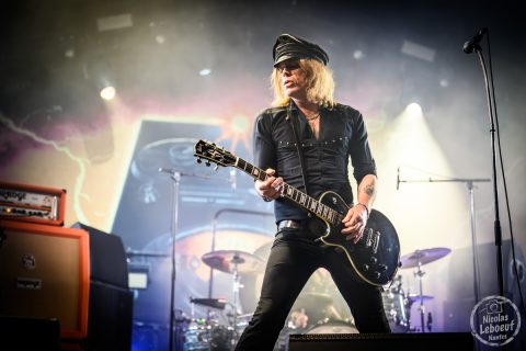 THE-HELLACOPTERS-10